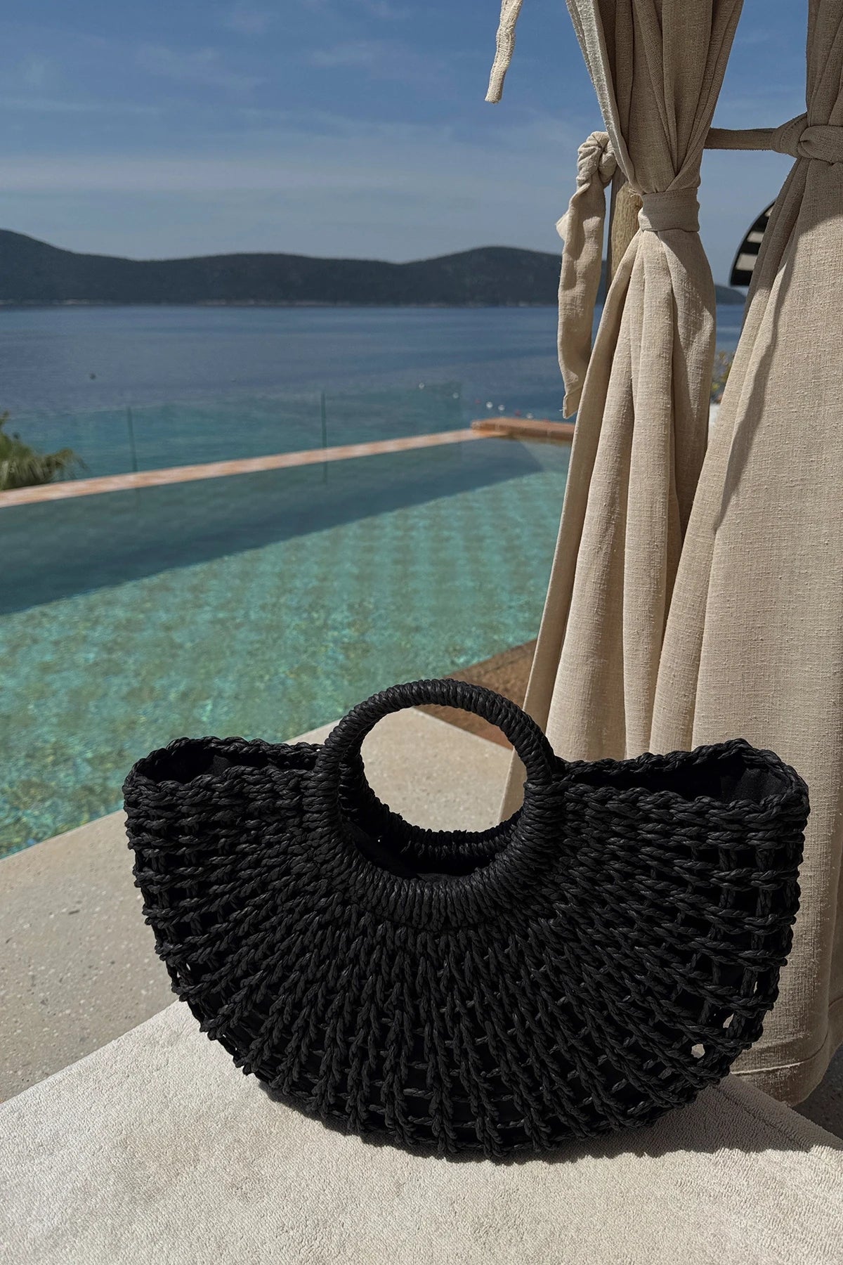 Black Straw Bag